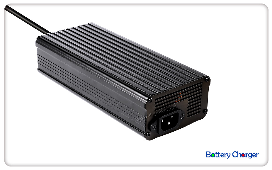 24V6A磷酸鐵锂電池充電器